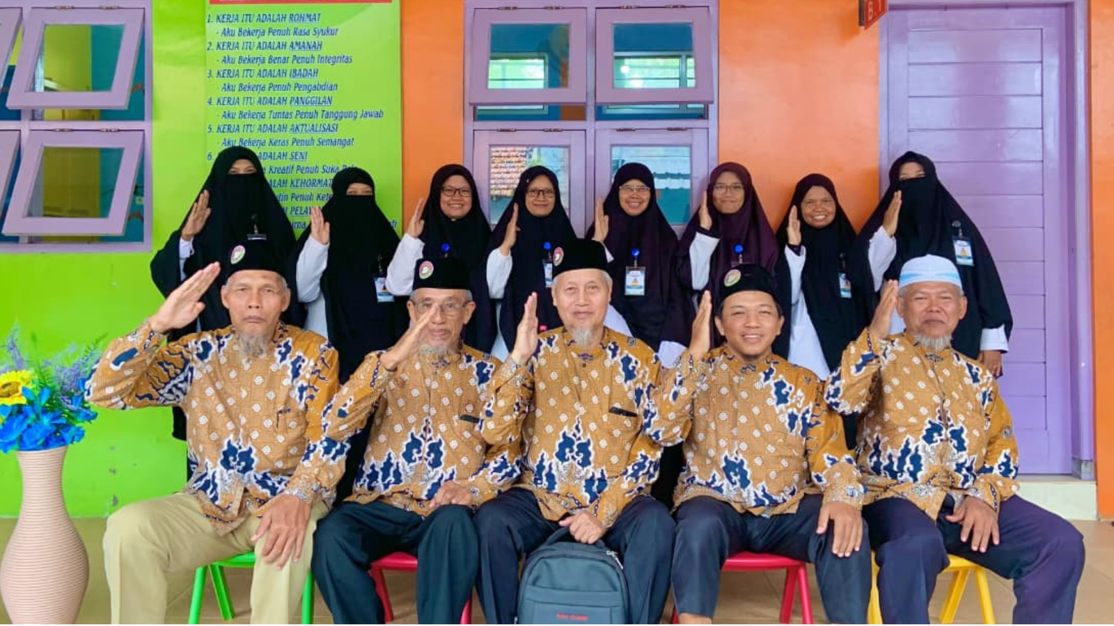 Sinergi Dakwah dan Pendidikan dalam Membangun Generasi Berakhlak Mulia